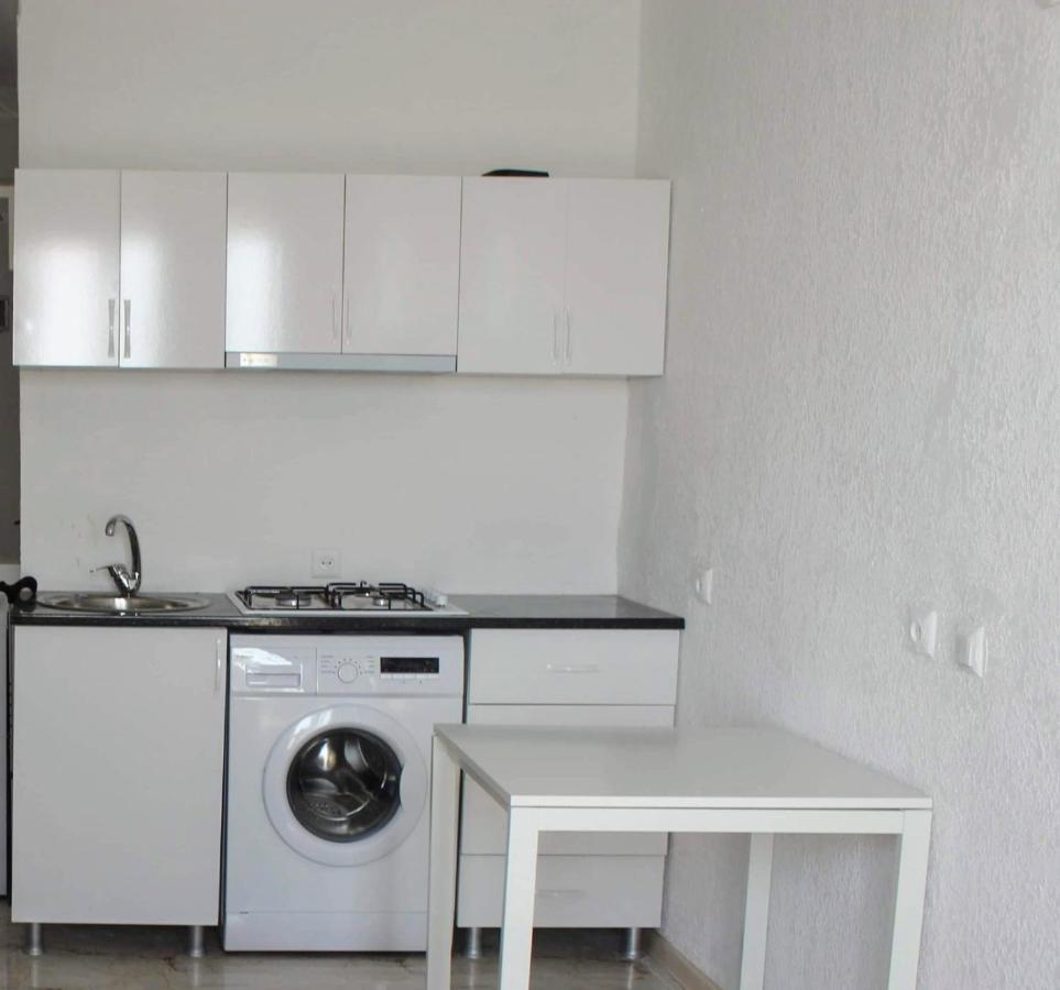 באטומי Apartment On The Back Sea מראה חיצוני תמונה